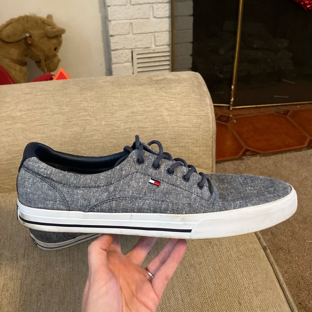 Tommy Hilfiger men’s tie shoes